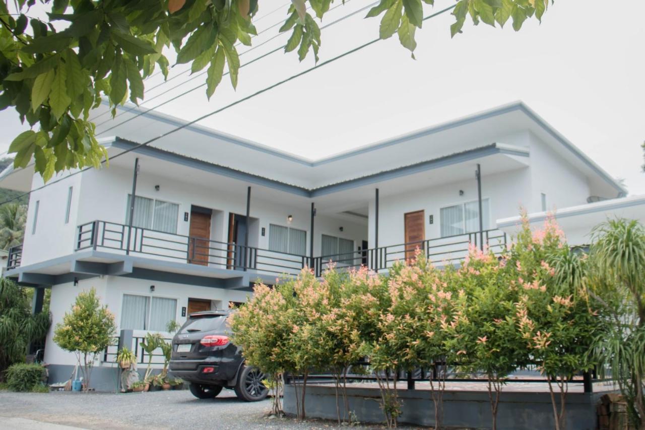 Nangkam Boutique Donsak 호텔 Ban Pheng Krong 외부 사진